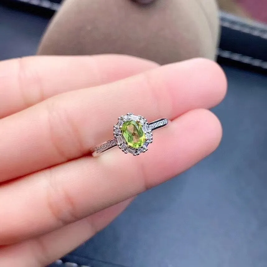 Lovely Princess Peridot Silver Ring